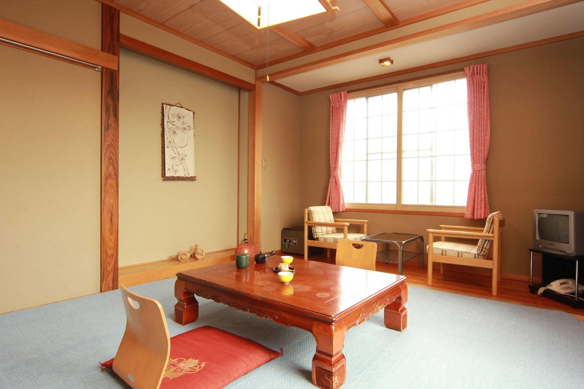 Hatoguruma Kawabata Nozawaonsen Eksteriør billede